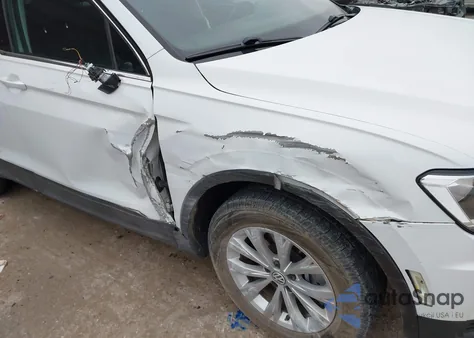 2019 Volkswagen Tiguan 2.0T Se/2.0T Sel/2.0T Sel R-Line/2.0T Sel R-Line Black z USA, uszkodzony, nr VIN 3VV2B7AX4KM105097